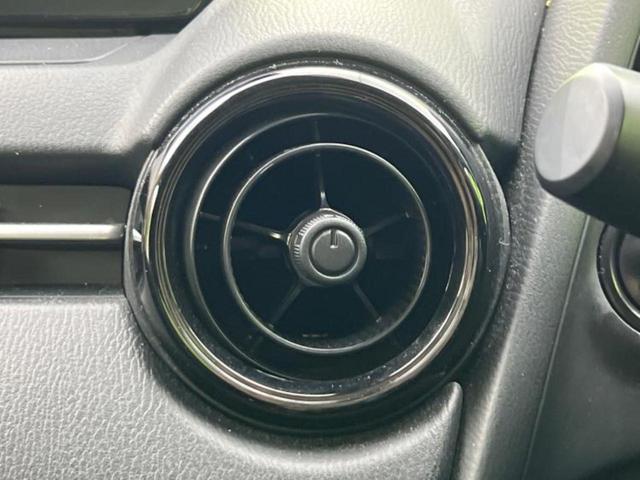ＭＡＺＤＡ２ １５Ｓスマートエディション　新品タイヤ／保証書／純正　ＳＤナビ／衝突安全装置／全方位モニター／車線逸脱防止支援システム／ヘッドランプ　ＬＥＤ／ＥＢＤ付ＡＢＳ／横滑り防止装置／アイドリングストップ／フロントモニター　全周囲カメラ（40枚目）