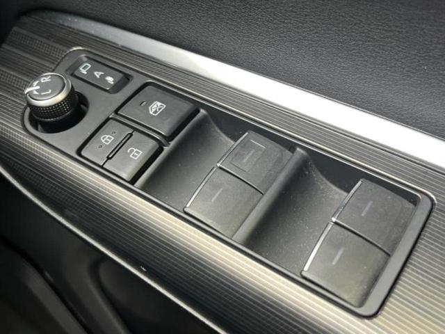 ハリアー Zレザーパッケージ 新品タイヤ/純正エアロ/JBL/保証書/純正 12.3インチ メモリーナビ/デジタルインナーミラー/トヨタセーフティセンス/シートヒーター 前席/車線逸脱防止支援システム/シート フルレザー 革シート(32枚目)