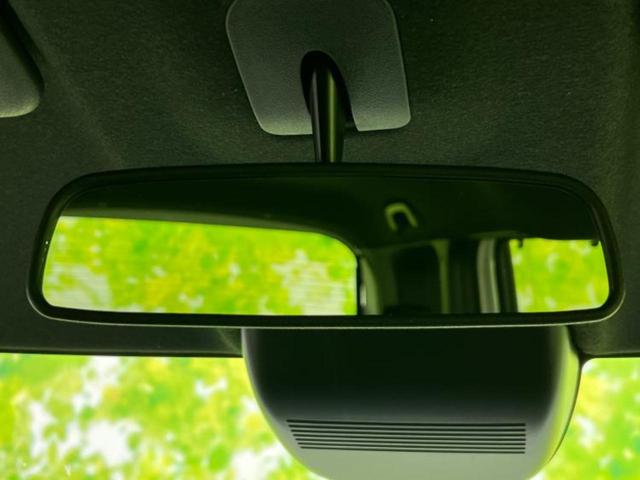 Ｎ－ＢＯＸカスタム ターボコーディネートスタイル２トーン　保証書／純正　９インチ　ナビ／ホンダセンシング／両側電動スライドドア／シートヒーター　前席／マルチビューカメラシステム／車線逸脱防止支援システム／届出済未使用車／ヘッドランプ　ＬＥＤ　ターボ　禁煙車（42枚目）