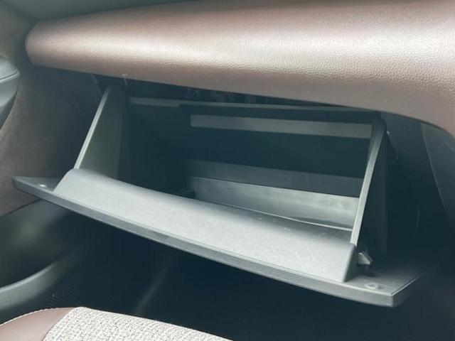 ヤリスクロス ハイブリッドZ 保証書/ディスプレイオーディオ+ナビ8インチ/トヨタセーフティセンス/シートヒーター 前席/車線逸脱防止支援システム/シート ハーフレザー/ヘッドランプ LED/ETC/EBD付ABS バックカメラ(39枚目)