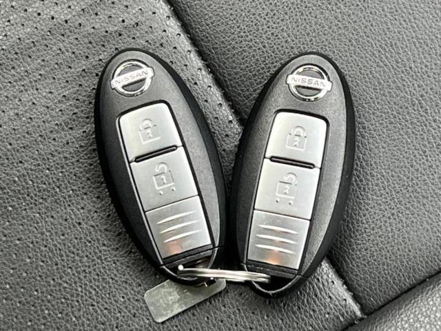 ノート ｅパワーＸ　新品タイヤ／保証書／純正　ＳＤナビ／インテリジェントルームミラー／エマージェンシーブレーキ／アラウンドビューモニター／車線逸脱防止支援システム／ドライブレコーダー　純正／ヘッドランプ　ＬＥＤ　ドラレコ（35枚目）