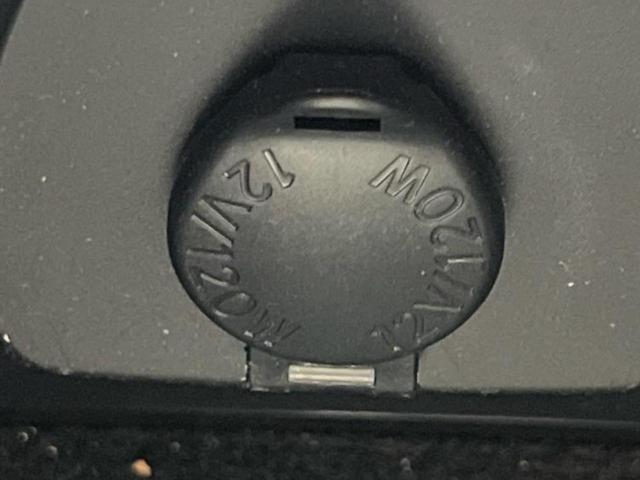 ハリアー Ｚ　ＪＢＬ／保証書／純正　ＳＤナビ／デジタルインナーミラー／衝突安全装置／車線逸脱防止支援システム／シート　ハーフレザー／電動バックドア／ヘッドランプ　ＬＥＤ／ＵＳＢジャック／Ｂｌｕｅｔｏｏｔｈ接続（36枚目）