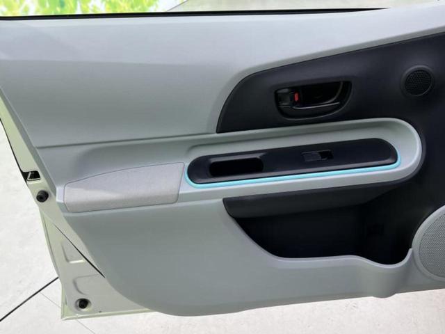 アクア S 新品タイヤ/保証書/EBD付ABS/横滑り防止装置/アイドリングストップ/禁煙車/エアバッグ 運転席/エアバッグ 助手席/アルミホイール 純正 15インチ/パワーウインドウ/エンジンスタートボタン(20枚目)