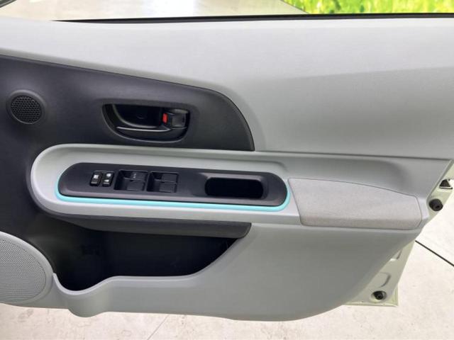 アクア S 新品タイヤ/保証書/EBD付ABS/横滑り防止装置/アイドリングストップ/禁煙車/エアバッグ 運転席/エアバッグ 助手席/アルミホイール 純正 15インチ/パワーウインドウ/エンジンスタートボタン(21枚目)