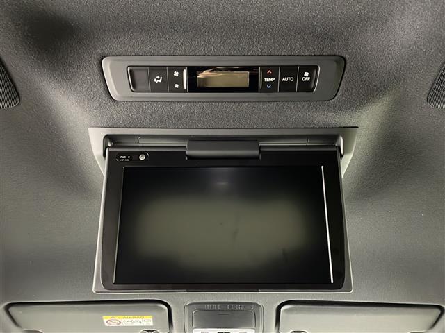 ＺＳ　煌　純正９型ナビ　ＣＤ　ＤＶＤ　フルセグＴＶ　ｂｌｕｅｔｏｏｔｈ　　バックカメラ　フリップダウンモニター　　ＥＴＣ２．０　トヨタセーフティセンス　プリクラッシュセーフティ　　レーンディパーチャーアラート(7枚目)