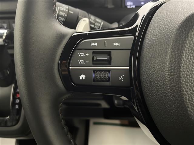 Ｎ－ＢＯＸカスタム ターボ　届出済未使用車　禁煙車　Ｈｏｎｄａ　ＳＥＮＳＩＮＧ　Ｈｏｎｄａ　ＣＯＮＮＥＣＴ　ｆｏｒ　Ｇａｔｈｅｒｓ＋ナビ装着用スペシャルパッケージ　両側パワースライドドア　ＬＥＤライト　シートヒーター　保証書（9枚目）