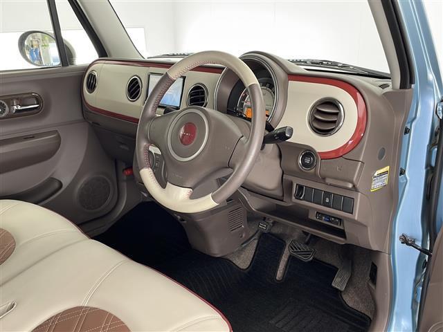 アルトラパンショコラ Ｘ　禁煙車　社外ナビＴＶ　バックカメラ　ウインカードアミラー　オートエアコン　スマートキー　プッシュエンジンスタート　ドアバイザー　純正キセノンオートライト　本革巻ハンドル　リアプライバシーガラス（18枚目）