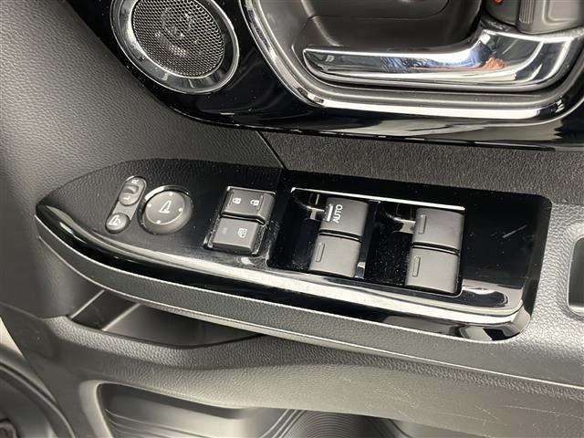 Ｎ－ＢＯＸカスタム Ｌ　禁煙車　ホンダセンシング　社外ナビＴＶ　バックカメラ　左側電動スライドドア　アダプティブクルーズコントロール　レーンディパーチャーアラート　クリアランスソナー　前席シートヒーター　スマートキー　ＥＴＣ（16枚目）