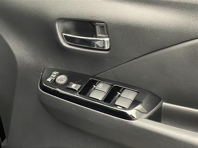 デイズ ハイウェイスター　Ｘ　禁煙　後期型　エマ―ジェンシーブレーキ　車線逸脱警報　オートマチックハイビーム　コーナーセンサー　純正９インチナビ　フルセグＴＶ　アラウンドビューモニター　ＬＥＤヘッドライト　アイドリングストップ（15枚目）