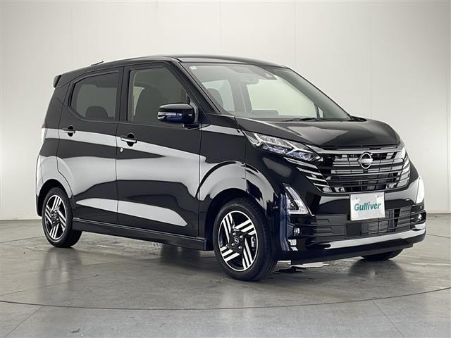 デイズ ハイウェイスター　Ｘ　禁煙　後期型　エマ―ジェンシーブレーキ　車線逸脱警報　オートマチックハイビーム　コーナーセンサー　純正９インチナビ　フルセグＴＶ　アラウンドビューモニター　ＬＥＤヘッドライト　アイドリングストップ（28枚目）
