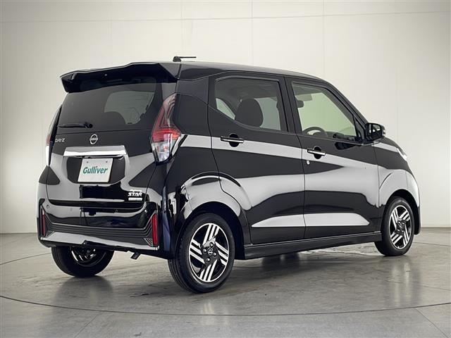 デイズ ハイウェイスター　Ｘ　禁煙　後期型　エマ―ジェンシーブレーキ　車線逸脱警報　オートマチックハイビーム　コーナーセンサー　純正９インチナビ　フルセグＴＶ　アラウンドビューモニター　ＬＥＤヘッドライト　アイドリングストップ（31枚目）