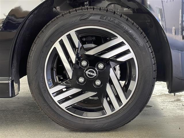 デイズ ハイウェイスター　Ｘ　禁煙　後期型　エマ―ジェンシーブレーキ　車線逸脱警報　オートマチックハイビーム　コーナーセンサー　純正９インチナビ　フルセグＴＶ　アラウンドビューモニター　ＬＥＤヘッドライト　アイドリングストップ（39枚目）