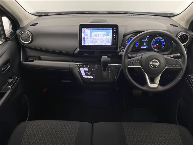デイズ ハイウェイスター　Ｘ　禁煙　後期型　エマ―ジェンシーブレーキ　車線逸脱警報　オートマチックハイビーム　コーナーセンサー　純正９インチナビ　フルセグＴＶ　アラウンドビューモニター　ＬＥＤヘッドライト　アイドリングストップ（42枚目）