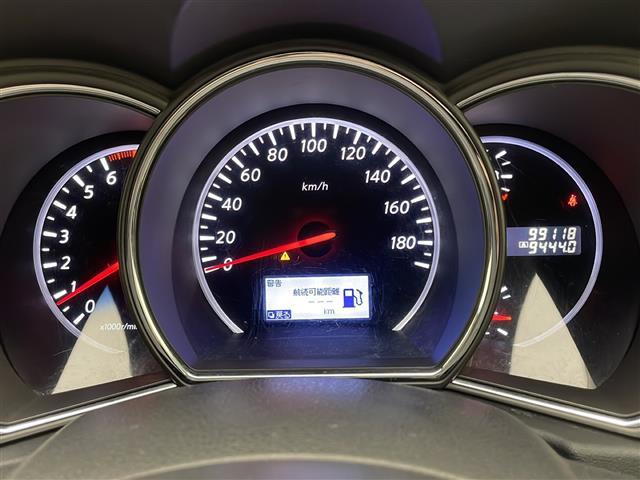 ムラーノ ２５０ＸＬ　純正ナビ（ＡＭ／ＦＭ／ＣＤ／Ｂｌｕｅｔｏｏｔｈ）　ＢＯＳＥプレミアムサウンド　クルーズコントロール　電動格納ミラー　横滑り防止装置　ステアリングスイッチ　バックカメラ　オートライト（8枚目）