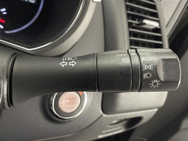 ムラーノ ２５０ＸＬ　純正ナビ（ＡＭ／ＦＭ／ＣＤ／Ｂｌｕｅｔｏｏｔｈ）　ＢＯＳＥプレミアムサウンド　クルーズコントロール　電動格納ミラー　横滑り防止装置　ステアリングスイッチ　バックカメラ　オートライト（15枚目）