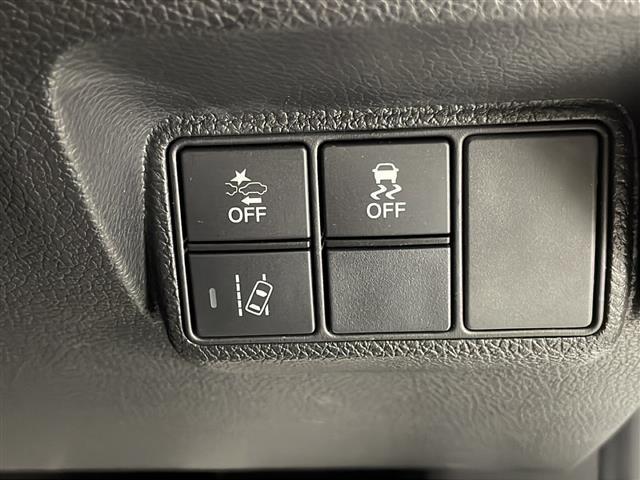 シビック ハッチバック 禁煙車 ホンダセンシング 純正ナビTV バックカメラ アダプティブクルーズコントロール レーンディパーチャーアラート ドライブレコーダー パドルシフト 純正18インチアルミ プッシュエンジンスタート(7枚目)