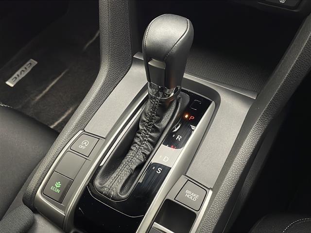 シビック ハッチバック 禁煙車 ホンダセンシング 純正ナビTV バックカメラ アダプティブクルーズコントロール レーンディパーチャーアラート ドライブレコーダー パドルシフト 純正18インチアルミ プッシュエンジンスタート(9枚目)