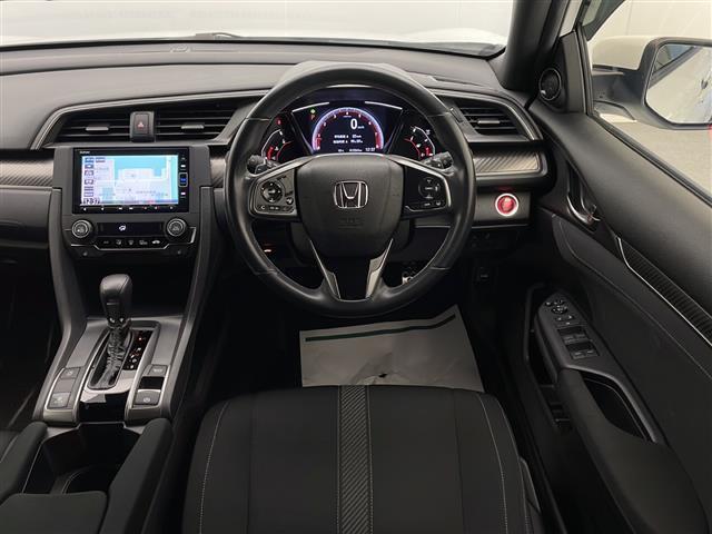 シビック ハッチバック 禁煙車 ホンダセンシング 純正ナビTV バックカメラ アダプティブクルーズコントロール レーンディパーチャーアラート ドライブレコーダー パドルシフト 純正18インチアルミ プッシュエンジンスタート(13枚目)