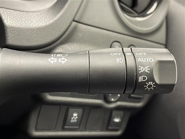 ノート e-パワー メダリスト 禁煙車 純正ナビ アラウンドビューモニター クルーズコントロール エマージェンシーブレーキ LEDオートライト スマートルームミラー ドライブレコーダー ステアリングスイッチ 電動格納ミラー(16枚目)