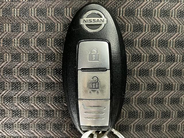ノート e-パワー メダリスト 禁煙車 純正ナビ アラウンドビューモニター クルーズコントロール エマージェンシーブレーキ LEDオートライト スマートルームミラー ドライブレコーダー ステアリングスイッチ 電動格納ミラー(33枚目)