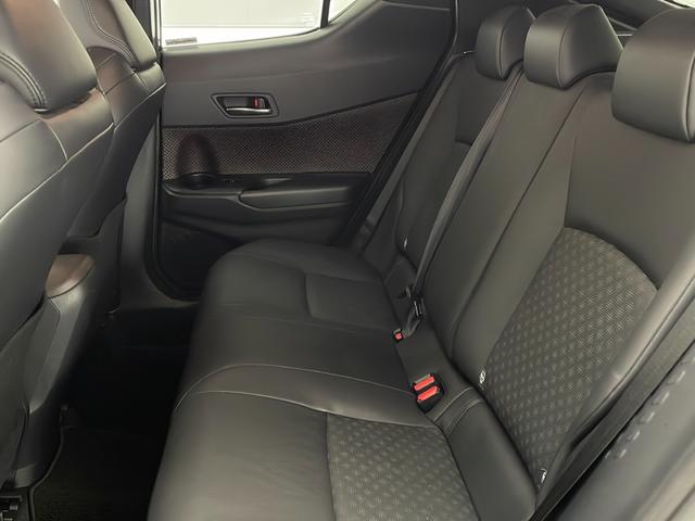 C-HR G 禁煙車 トヨタセーフティセンス 純正9型ナビTV バックカメラ 純正モデリスタエアロ 黒本革シート アダプティブクルーズコントロール レーンディパーチャーアラート オートマチックハイビーム 純正ETC(22枚目)