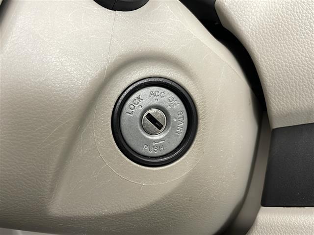 デイズ J 禁煙車 オーディオ(CD/AM/FM/AUX) リモコンキー スペア1本 社外アルミホイール 電動格納ミラー フロアマット ドアバイザー エアコン(4枚目)