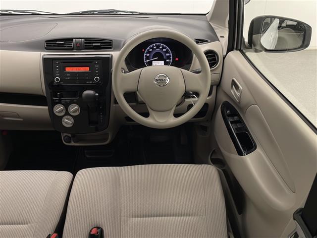 デイズ J 禁煙車 オーディオ(CD/AM/FM/AUX) リモコンキー スペア1本 社外アルミホイール 電動格納ミラー フロアマット ドアバイザー エアコン(11枚目)