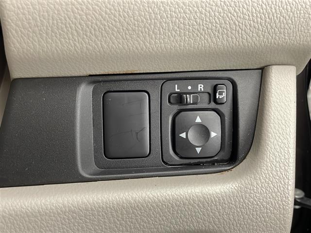 デイズ J 社外ナビ(CN-E320D)CD/AM/FM/Bluetooth 衝突軽減ブレーキ 横滑り防止装置 電動格納ミラー リモコンキー ドライブレコーダー フロアマット ドアバイザー バックカメラ(8枚目)