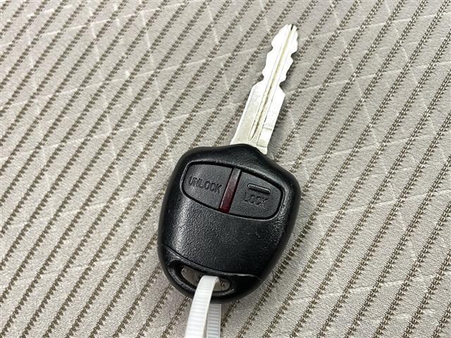デイズ J 社外ナビ(CN-E320D)CD/AM/FM/Bluetooth 衝突軽減ブレーキ 横滑り防止装置 電動格納ミラー リモコンキー ドライブレコーダー フロアマット ドアバイザー バックカメラ(33枚目)