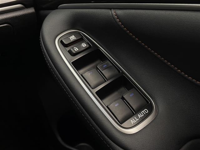 クラウンハイブリッド アスリートS 禁煙車 純正8型ナビTV バックカメラ 黒本革シート 前席シートヒーター パワーシート エアシート クルーズコントロール パワーチルトステアリング 純正ビルトインETC オートエアコン スマートキー(17枚目)