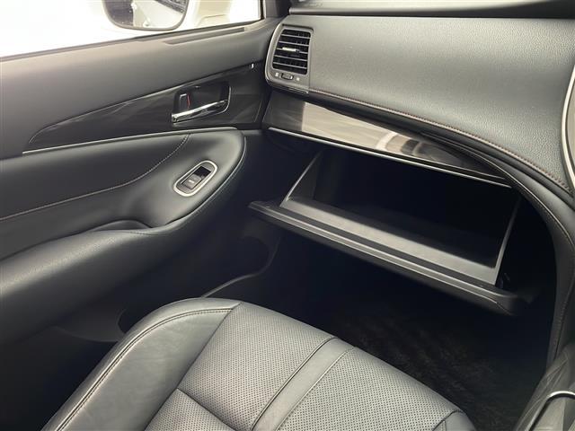 クラウンハイブリッド アスリートS 禁煙車 純正8型ナビTV バックカメラ 黒本革シート 前席シートヒーター パワーシート エアシート クルーズコントロール パワーチルトステアリング 純正ビルトインETC オートエアコン スマートキー(18枚目)