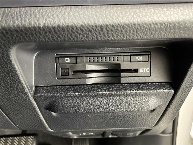 ヴォクシー ZS 禁煙車 純正9型ナビTV 左側電動スライドドア バックカメラ デュアルオートエアコン 純正ビルトインETC純正キセノンオートライト 純正フォグ 純正16インチアルミ 本革巻ハンドル スマートキー(10枚目)