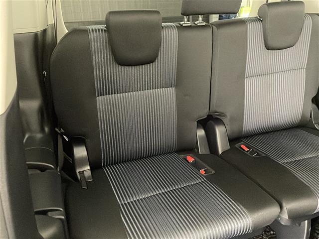 ヴォクシー ZS 禁煙車 純正9型ナビTV 左側電動スライドドア バックカメラ デュアルオートエアコン 純正ビルトインETC純正キセノンオートライト 純正フォグ 純正16インチアルミ 本革巻ハンドル スマートキー(22枚目)