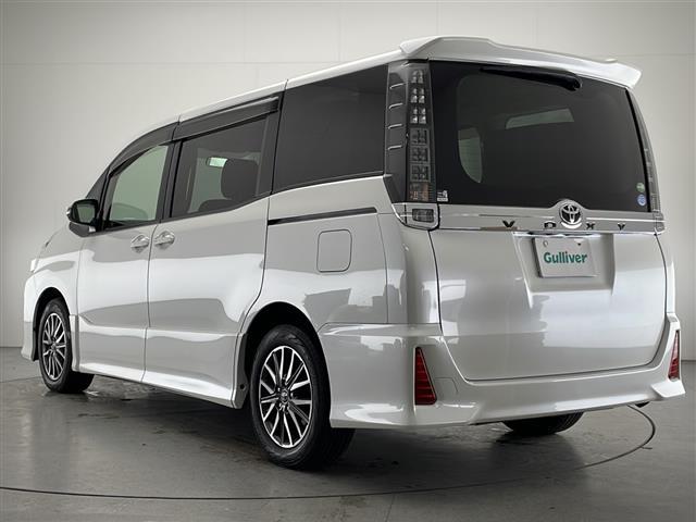 ヴォクシー ZS 禁煙車 純正9型ナビTV 左側電動スライドドア バックカメラ デュアルオートエアコン 純正ビルトインETC純正キセノンオートライト 純正フォグ 純正16インチアルミ 本革巻ハンドル スマートキー(30枚目)