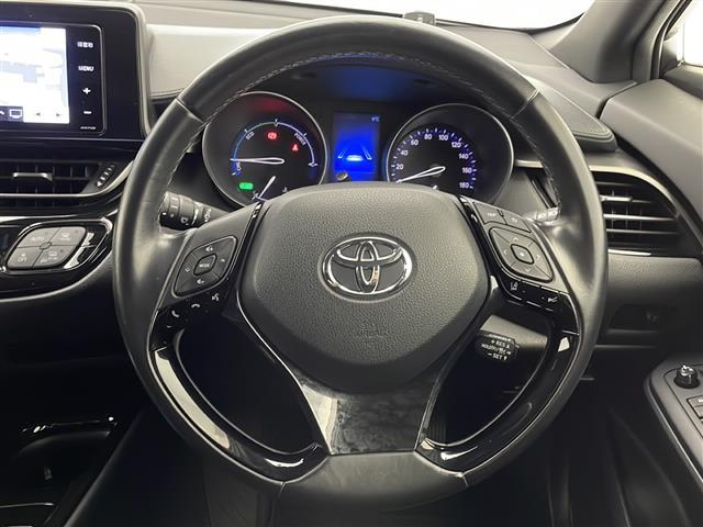 Ｃ－ＨＲ Ｓ　禁煙車　トヨタセーフティセンス　社外ナビＴＶ　バックカメラ　純正モデリスタエアロ　アダプティブクルーズコントロール　レーンディパーチャーアラート　オートマチックハイビーム　電子パーキング　スマートキー（13枚目）