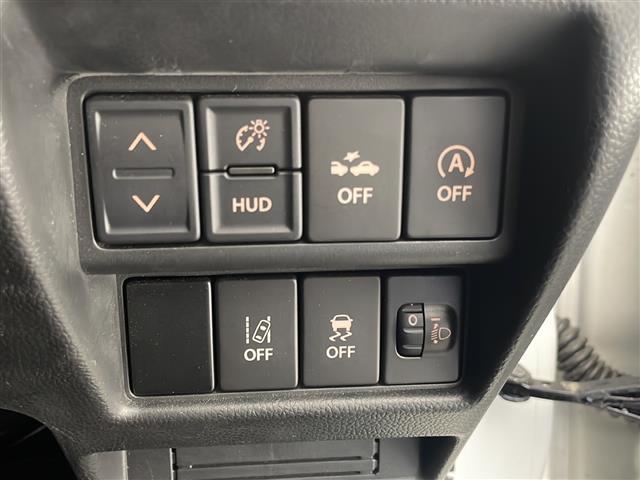 ワゴンＲ ハイブリッドＦＸ　禁煙車　ワンオーナー　純正ナビ　ヘッドアップディスプレイ　衝突軽減ブレーキ　アイドリングストップ　全周囲カメラ　横滑り防止装置　車線逸脱警報　スマートキー　スペア１本　ステアリングスイッチ　ＥＴＣ（6枚目）