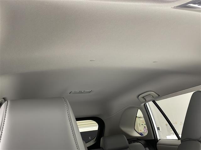 ＲＡＶ４ ハイブリッドＧ　禁煙車　トヨタセーフティセンス　純正９型ナビＴＶ　バックカメラ　アダプティブクルーズコントロール　レーンディパーチャーアラート　レザーシート　４ＷＤ　パワーバックドア　シートヒーター　スマートキー（26枚目）