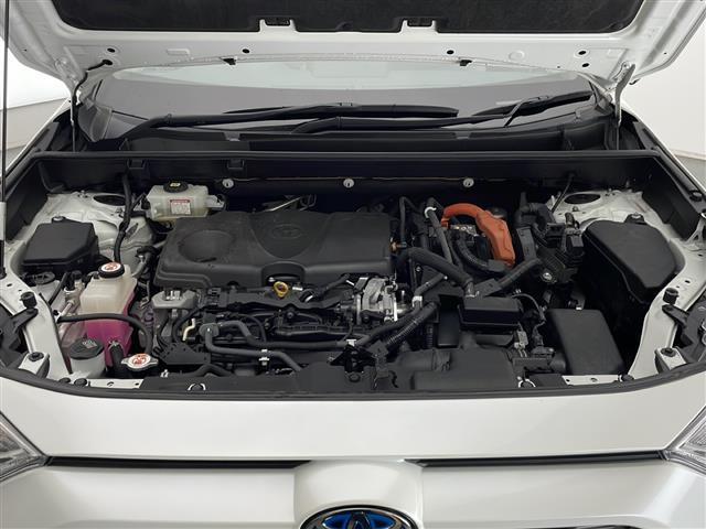 ＲＡＶ４ ハイブリッドＧ　禁煙車　トヨタセーフティセンス　純正９型ナビＴＶ　バックカメラ　アダプティブクルーズコントロール　レーンディパーチャーアラート　レザーシート　４ＷＤ　パワーバックドア　シートヒーター　スマートキー（28枚目）