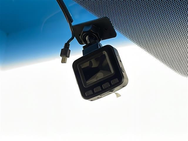 ヴェルファイア ２．５Ｘ　ワンオーナー　禁煙　ＴＲＤスポイラー　トヨタセーフティーセンス　純正９インチディスプレイオーディオ　フルセグＴＶ　バックカメラ　片側パワースライドドア　ＬＥＤヘッドライト　ビルトインＥＴＣ　保証書（9枚目）