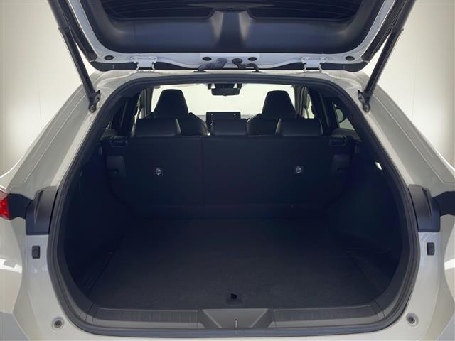 ハリアー Ｇ　禁煙　モデリスタエアロ　デジタルインナーミラー　トヨタセーフティーセンス　純正８型ディスプレイオーディオ　バックカメラ　ハーフレザーシート　パワーシート　電動リアゲート　ビルトインＥＴＣ　保証書　取説（23枚目）