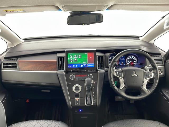 デリカＤ：５ Ｇ　パワーパッケージ　禁煙　ｅ－アシスト　純正１０．１型ＳＤナビ　フルセグＴＶ　全方位カメラ　両側パワースライドドア　電動サイドステップ　パワーバックドア　パワーシート　パワーシート　ＬＥＤヘッドライト　純正１８インチＡＷ（2枚目）