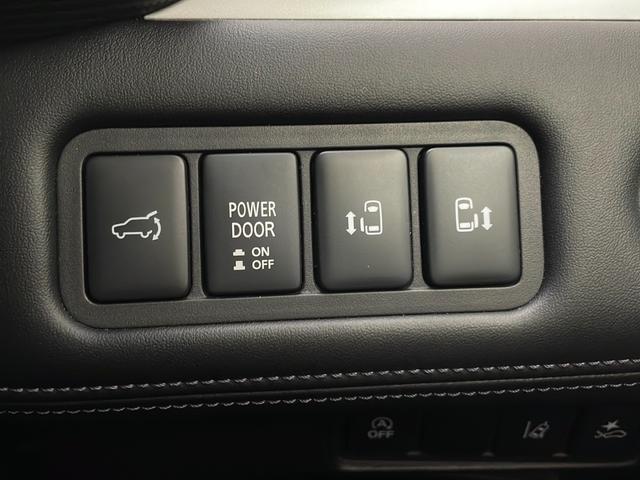 デリカＤ：５ Ｇ　パワーパッケージ　禁煙　ｅ－アシスト　純正１０．１型ＳＤナビ　フルセグＴＶ　全方位カメラ　両側パワースライドドア　電動サイドステップ　パワーバックドア　パワーシート　パワーシート　ＬＥＤヘッドライト　純正１８インチＡＷ（8枚目）