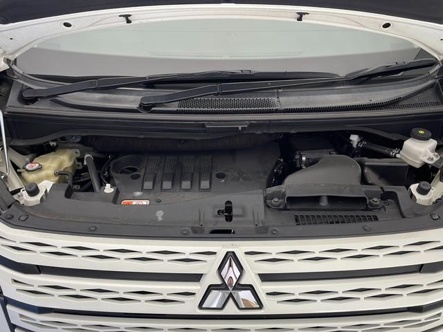 デリカＤ：５ Ｇ　パワーパッケージ　禁煙　ｅ－アシスト　純正１０．１型ＳＤナビ　フルセグＴＶ　全方位カメラ　両側パワースライドドア　電動サイドステップ　パワーバックドア　パワーシート　パワーシート　ＬＥＤヘッドライト　純正１８インチＡＷ（29枚目）