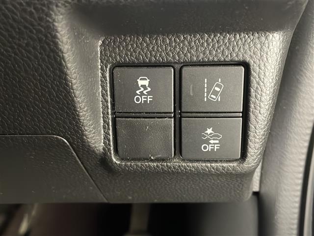 Ｎ－ＢＯＸカスタム Ｇ・Ｌホンダセンシング　禁煙車　ホンダセンシング　社外ナビＴＶ　バックカメラ　左側電動スライドドア　クリアランスソナー　アダプティブクルーズコントロール　レーンディパーチャーアラート　スマートキー　オートエアコン　純正ＥＴＣ（6枚目）