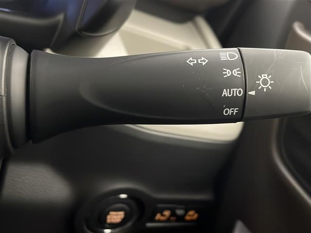 スペーシア ハイブリッドＸ　禁煙車　衝突被害軽減ブレーキ　両側電動スライドドア　エネチャージ　前席シートヒーター　オートエアコン　　ウインカードアミラー　スマートキー　プッシュエンジンスタート　リアプライバシー　電動格納ミラー（16枚目）