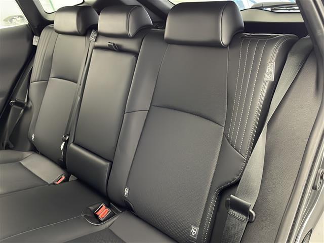 ハリアー Ｚ　レザーパッケージ　禁煙車　トヨタセーフティセンス　純正１２．３型ディスプレイオーディオナビＴＶ　純正ＪＢＬプレミアムサウンドシステム　パノラミックビューモニター　黒本革シート　アダプティブクルーズコントロール　ＥＴＣ（21枚目）