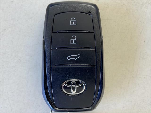 ハリアー Ｚ　レザーパッケージ　禁煙車　トヨタセーフティセンス　純正１２．３型ディスプレイオーディオナビＴＶ　純正ＪＢＬプレミアムサウンドシステム　パノラミックビューモニター　黒本革シート　アダプティブクルーズコントロール　ＥＴＣ（33枚目）