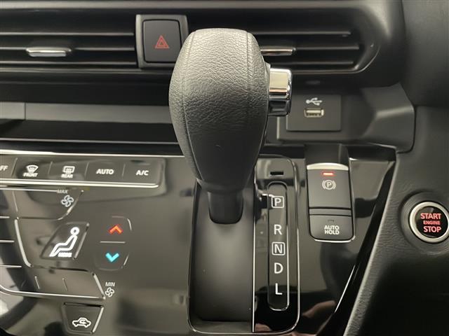 ルークス ハイウェイスター　Ｇターボプロパイロットエディション　エマージェンシーブレーキ　純正９型ナビＴＶ　プロパイロット　アラウンドビューモニター　クリアランスソナー　ハンズフリー両側電動スライドドア　オートエアコン　リアサーキュレーター　インテリジェントキー（10枚目）