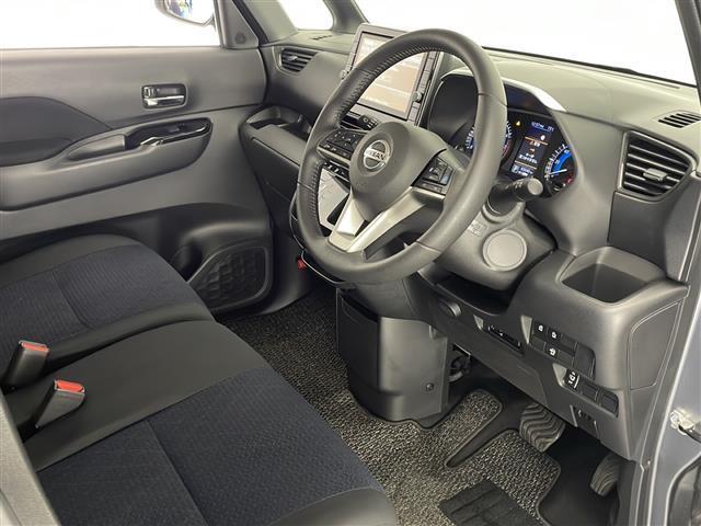 ルークス ハイウェイスター　Ｇターボプロパイロットエディション　エマージェンシーブレーキ　純正９型ナビＴＶ　プロパイロット　アラウンドビューモニター　クリアランスソナー　ハンズフリー両側電動スライドドア　オートエアコン　リアサーキュレーター　インテリジェントキー（19枚目）