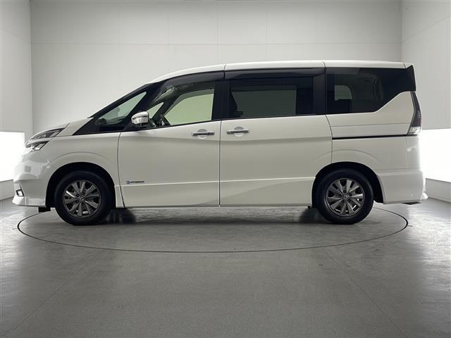 セレナ e-パワー ハイウェイスターV 禁煙車 純正9型ナビ CD DVD BTオーディオ フルセグTV 全方位カメラ クルーズコントロール 両側パワースライドドア ステアリングヒーター 前席シートヒーター ドライブレコーダー ETC(34枚目)